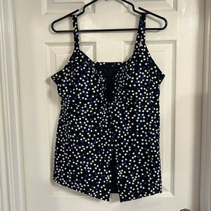 Croft & barrow swim top - black with white and blue dots